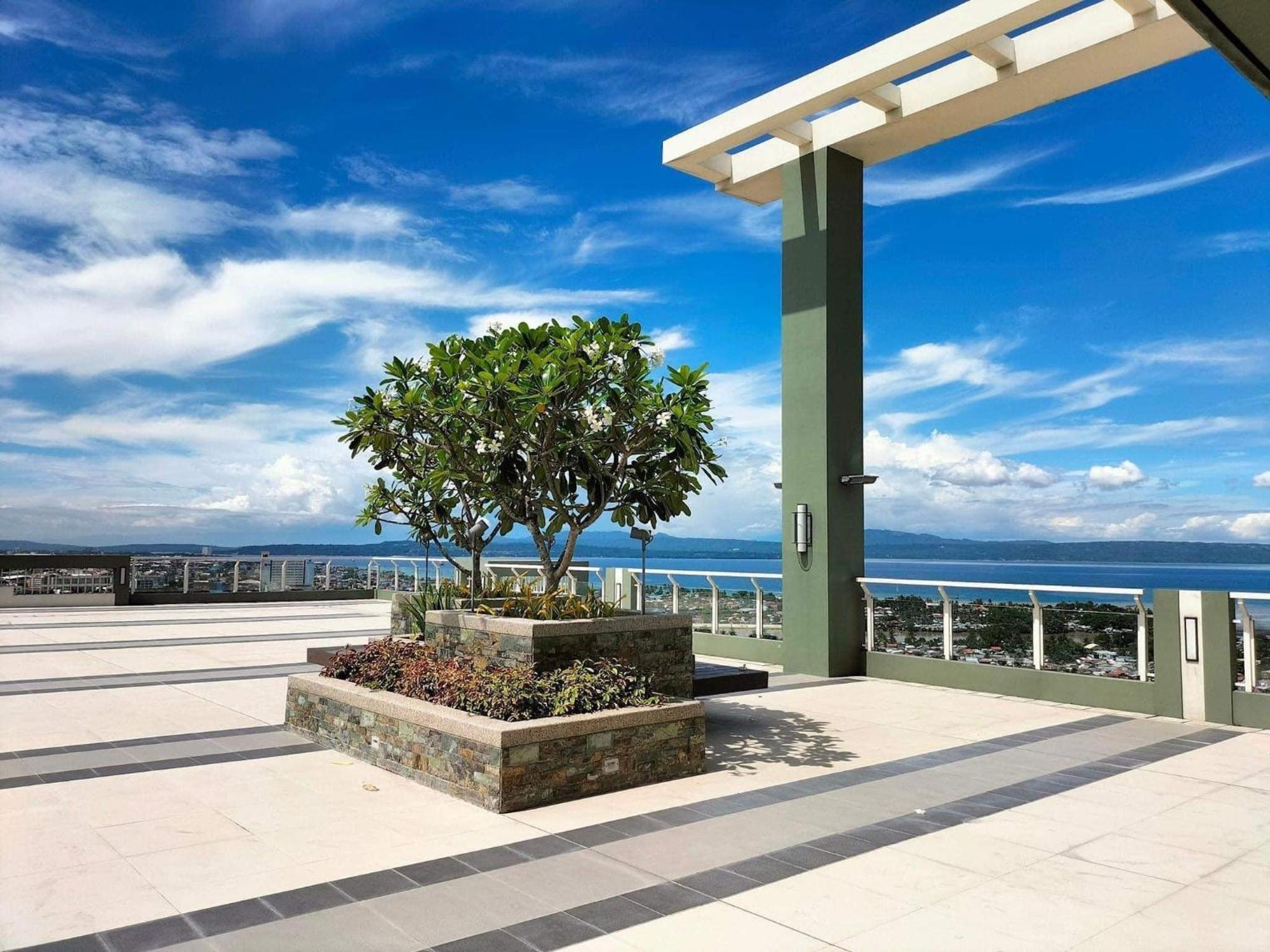 Verdon Parc Davao City With Balcony By Darpm Kültér fotó